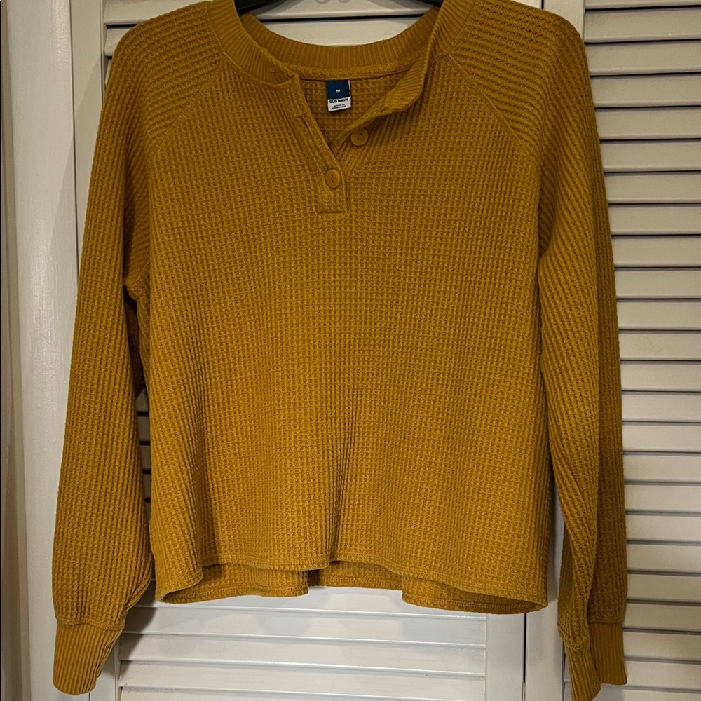 Old Navy Women’s Medium Golden Waffle Knit Long Sleeve Thermal Shirt
